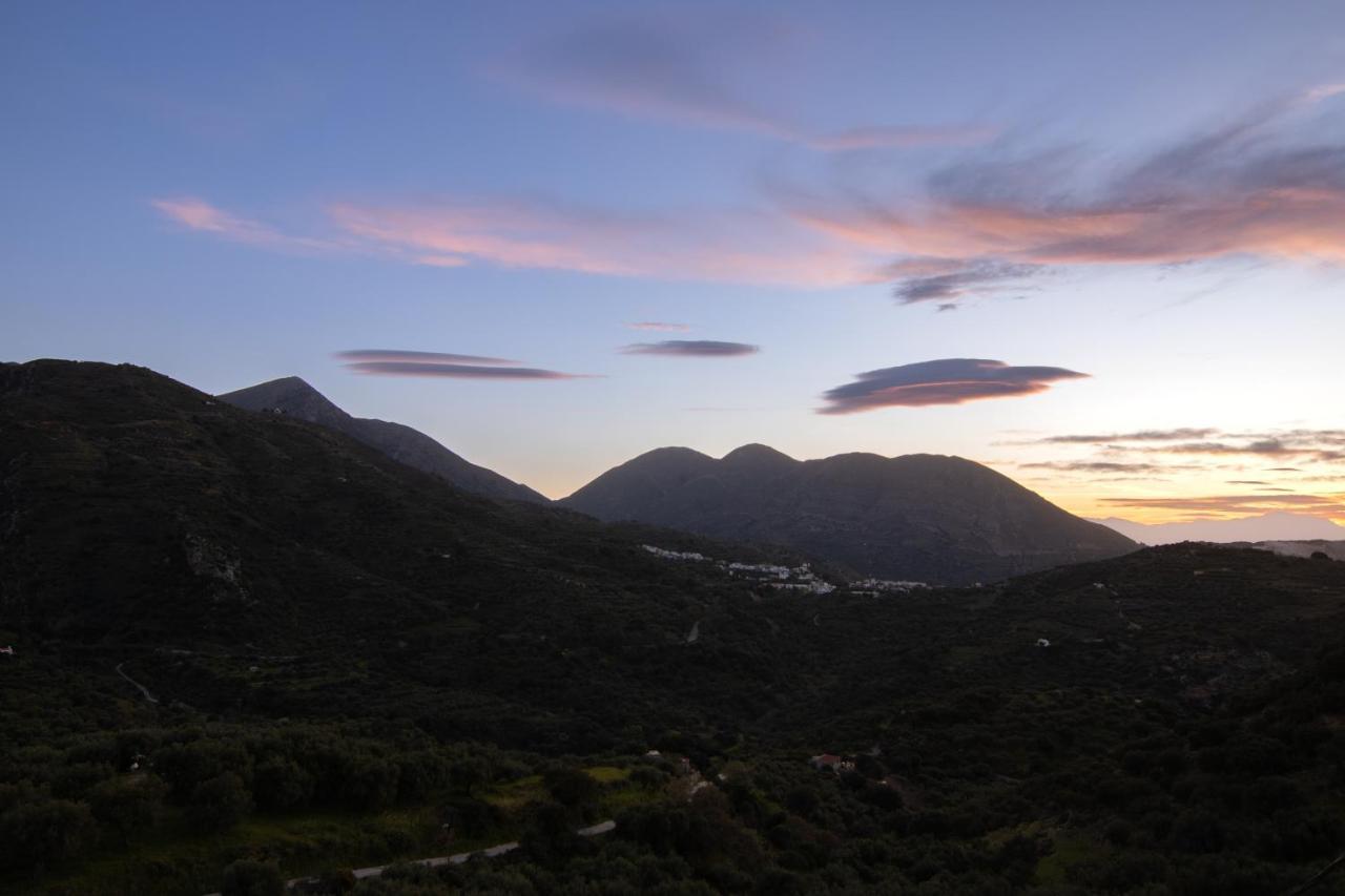 The Mountain House - Authentic Cretan Hideaway - Breathtaking And Nature Views Tourlotí 외부 사진